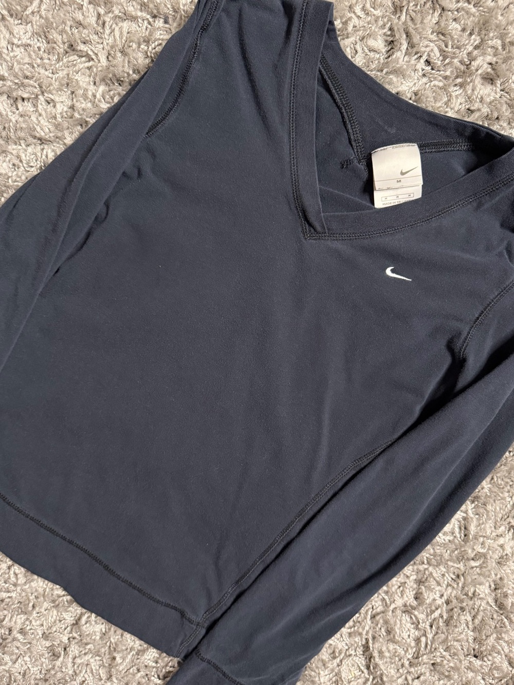 2000s Nike V Neck Long Sleeve Shirt